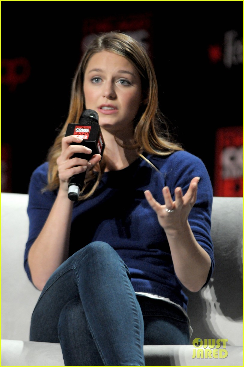 melissa-benoist-chyler-leigh-c2e2-conference-11.jpg