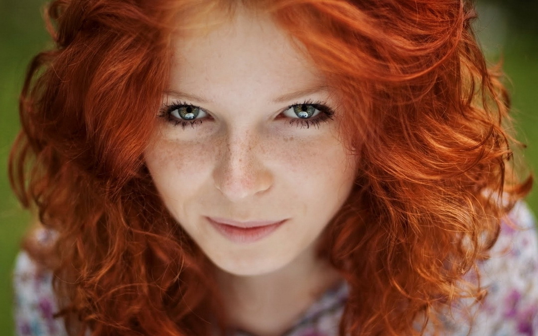 Redhead_women_06.jpg