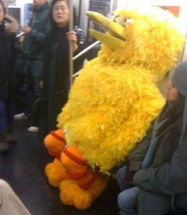 the_strangest_people_ever_seen_on_subway_rides_03110_013.jpg