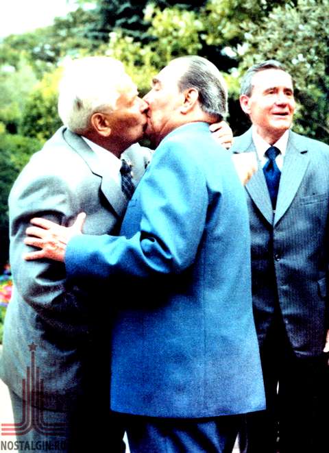 brejnev_kiss_03.jpg
