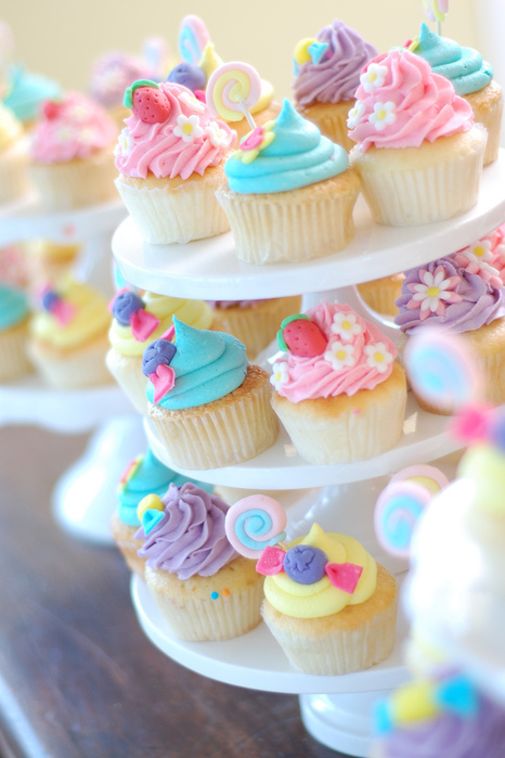 Color-cupcakes-food-pastel-soft-Favim.com-52562_large.jpg