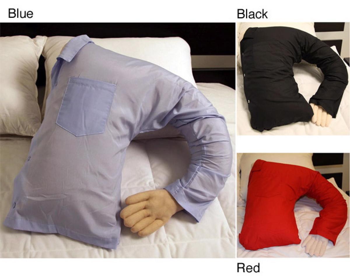 lowcost2.ru_2014.05.20-12.40.16_194092_dream-man-arm-pillow.jpg
