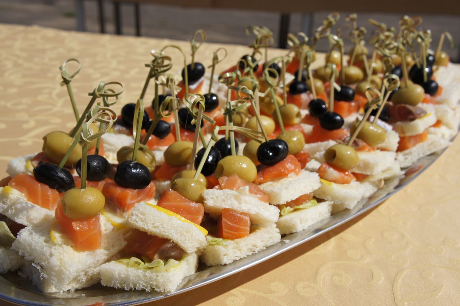 canape-with-red-fish-big.jpg