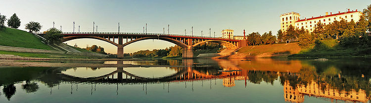 750px-Kirov-most-utro3-web.jpg
